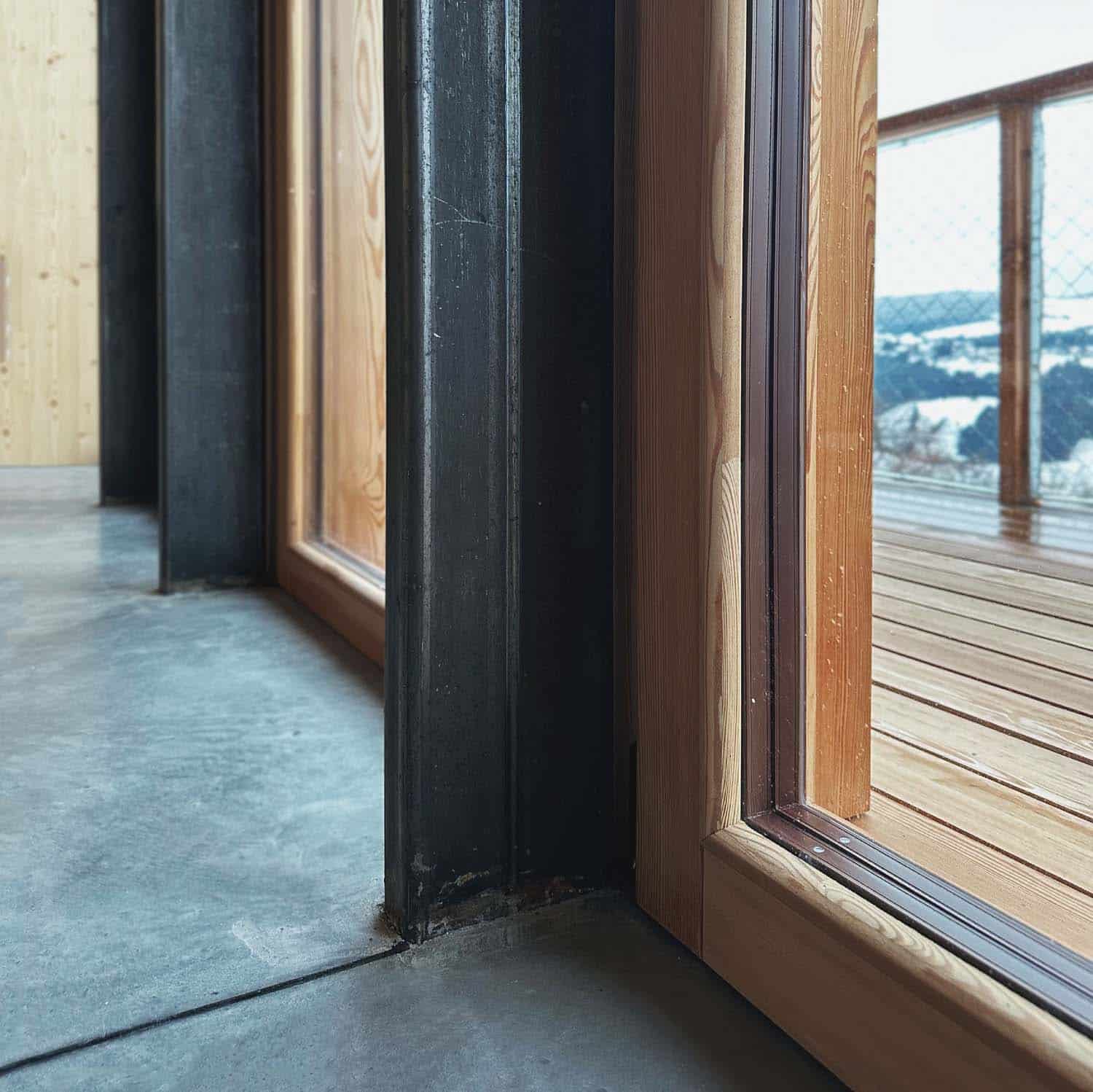 Prospetto nord e prospetto est del progetto della casa